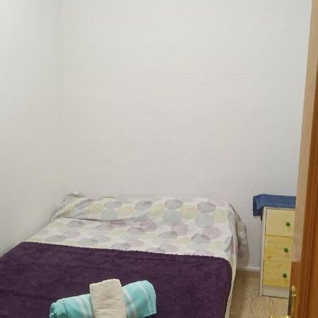 Habitacion Centrica Cerca De Gran Via Madrid Bagian luar foto